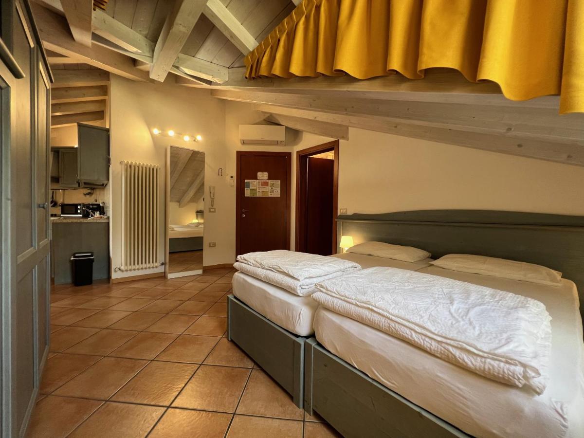 טורבולה Studio Apartments Baia Azzurra 7 מראה חיצוני תמונה