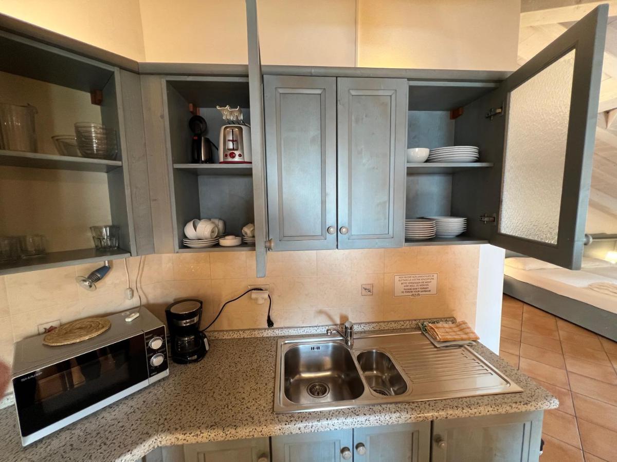 טורבולה Studio Apartments Baia Azzurra 7 מראה חיצוני תמונה