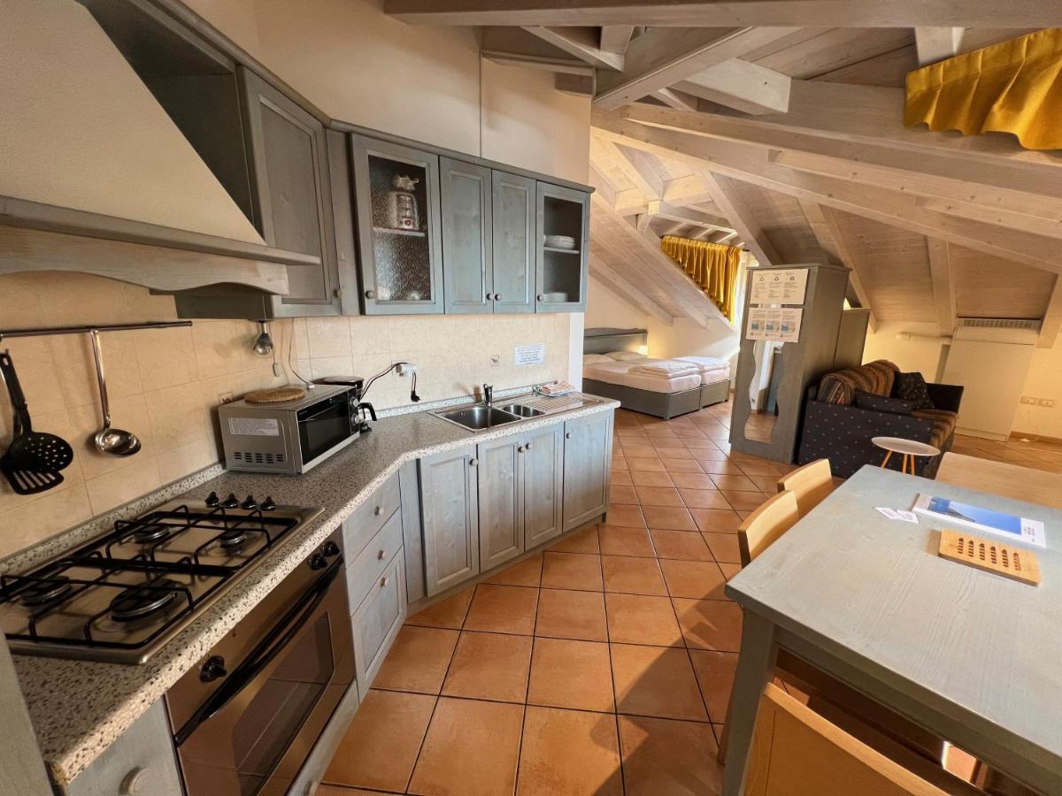 טורבולה Studio Apartments Baia Azzurra 7 מראה חיצוני תמונה